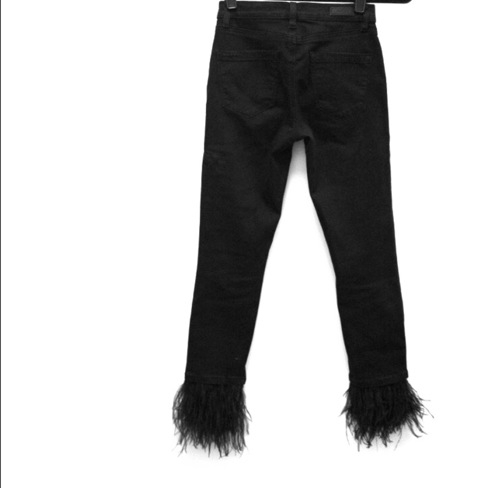 Blank NYC Black Feather Bottom Jeans